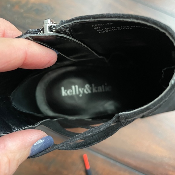 Kelly & Katie April Bootie - Picture 5 of 7